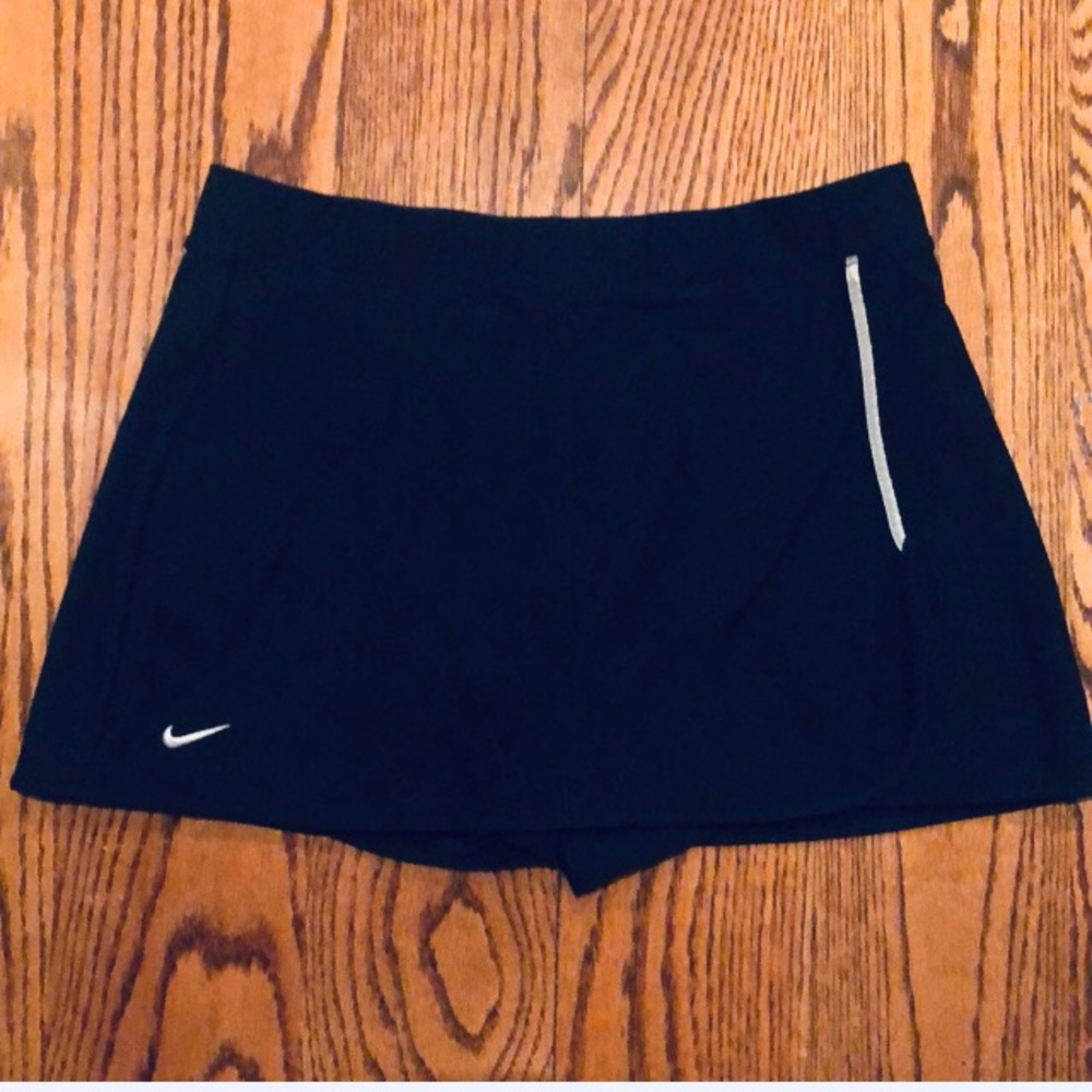 Nike tennis skirt